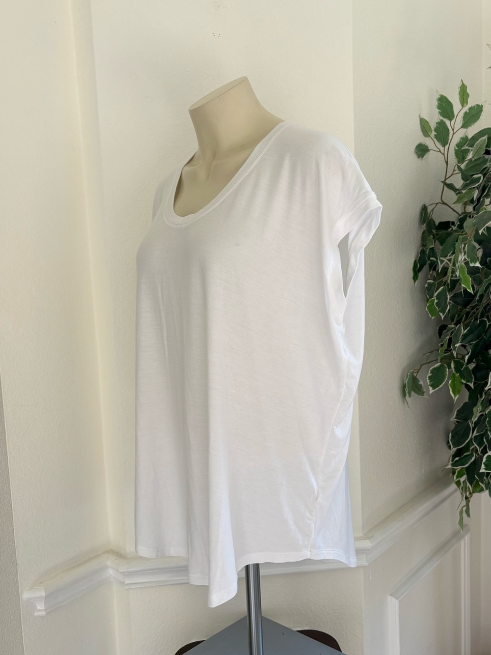 Athleta Cloudlight Stratus blouse - Picture 4 of 7